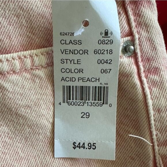 PacSun Pink Frayed Denim Shorts - Picture 3 of 5